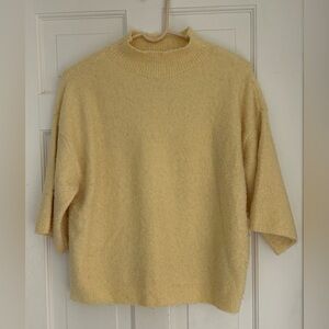 Abercrombie & Fitch Women's Tan Turtleneck Sweater